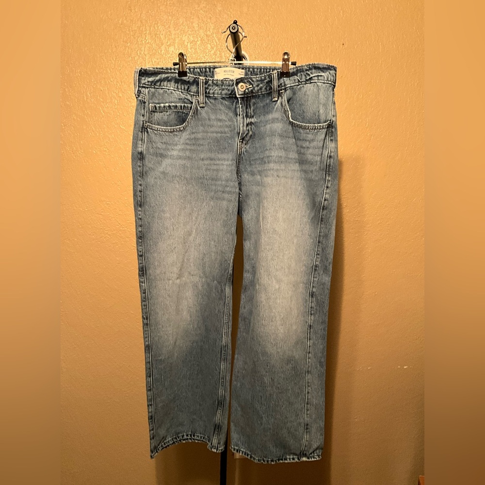 Hollister Low Rise Baggy Jeans